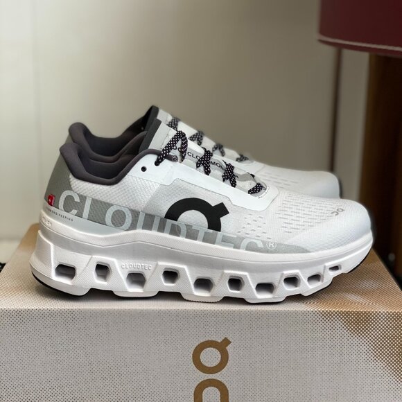 On Running Shoes - On Running White and Gray Cloudtec Women's Ankle Sneakers